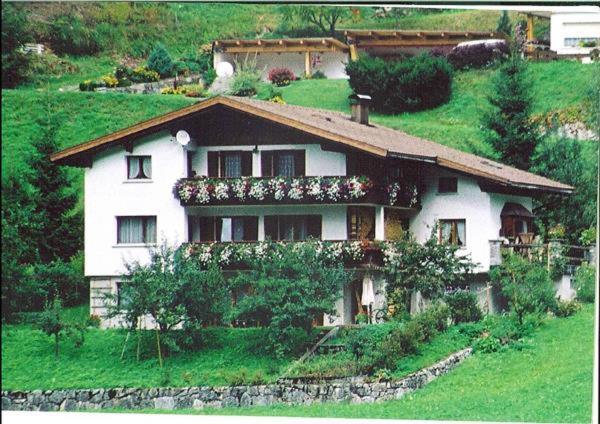 Haus Saler Apartment Silbertal Exterior photo
